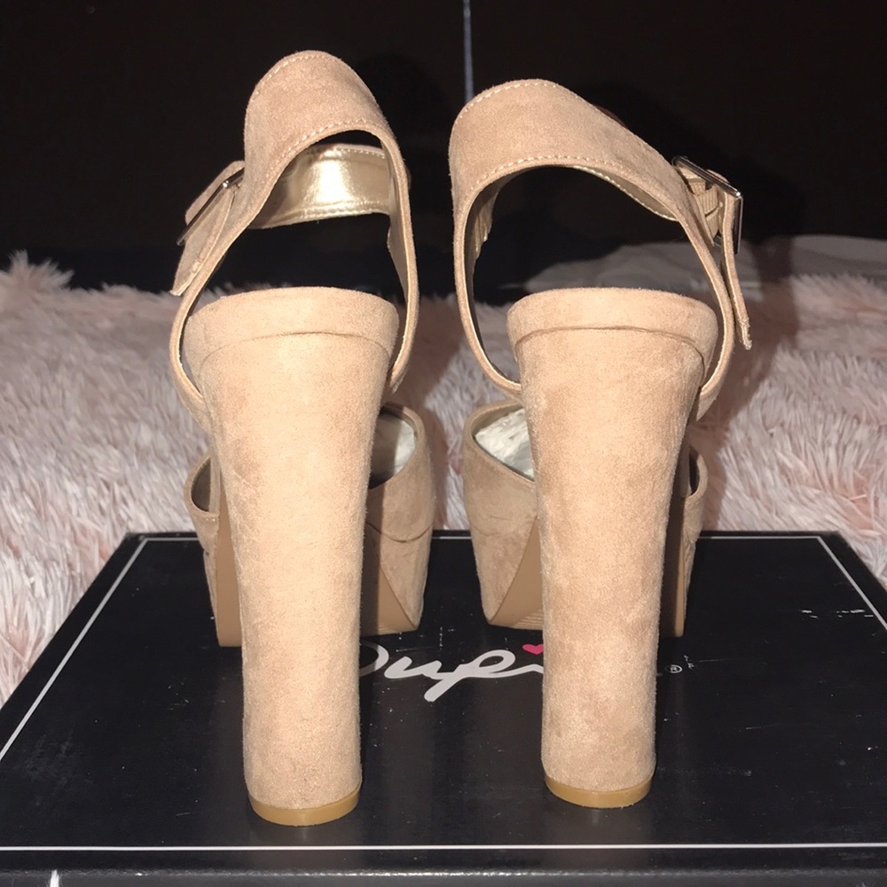 Wedges - Picture 2 of 4